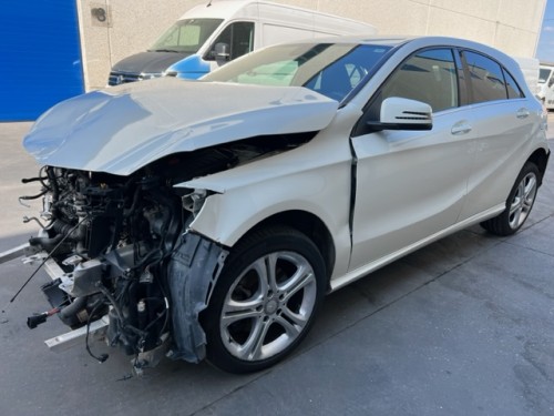 MERCEDES-BENZ A200CDI