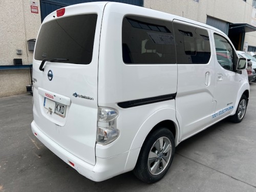 NISSAN E-NV 7 PLAZAS ELECTRICO 