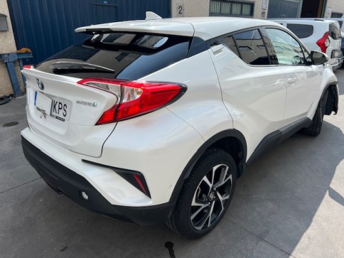 TOYOTA CHR