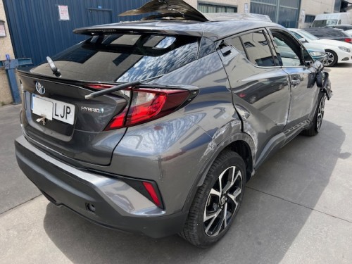 TOYOTA TOYOTA C-HR HYBRID ADVANCE