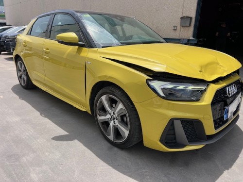 AUDI   A1 S-LINE 1.0 TSI