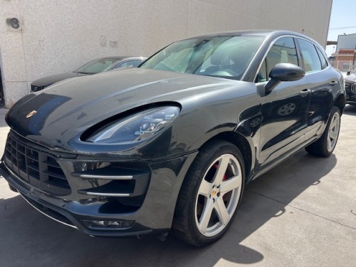 PORSCHE MACAN TURBO 