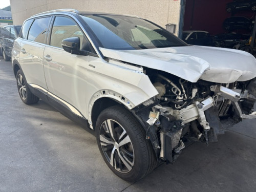 PEUGEOT 5008 GT 1.5 HDI  7 PLAZAS